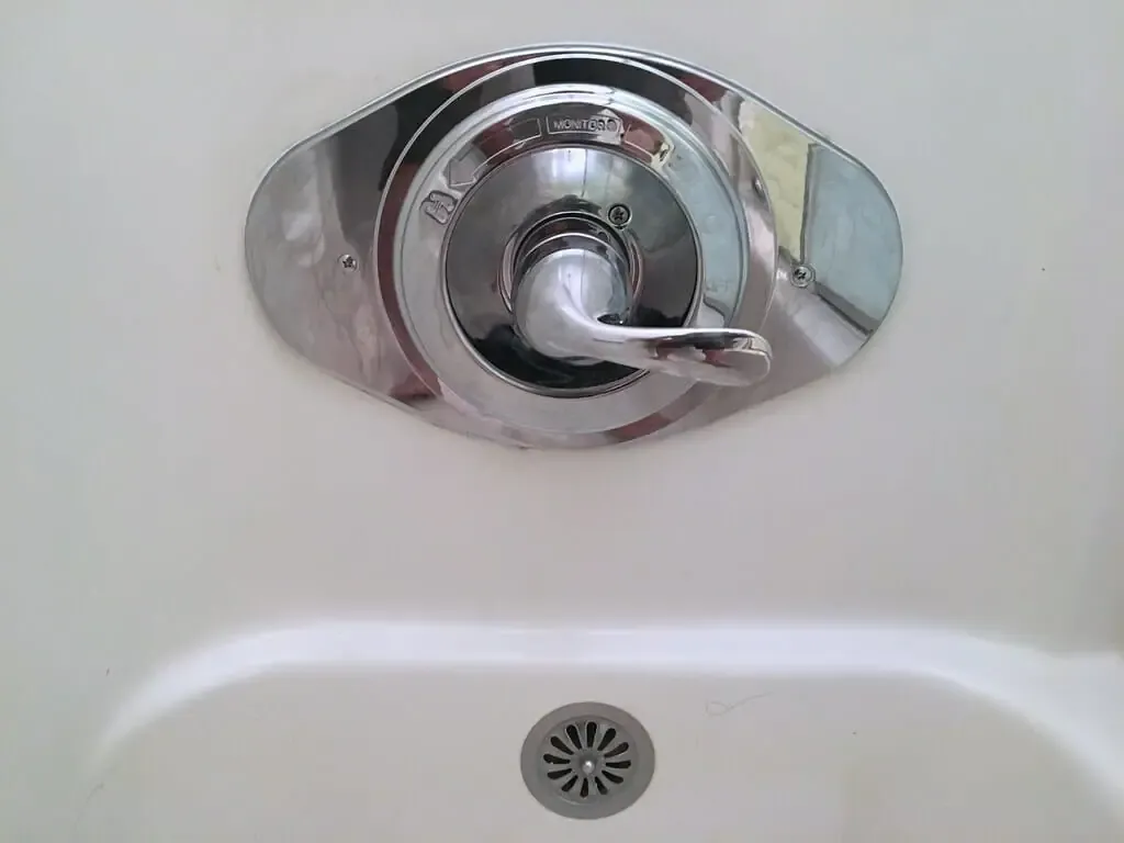 how to remove kohler shower handle